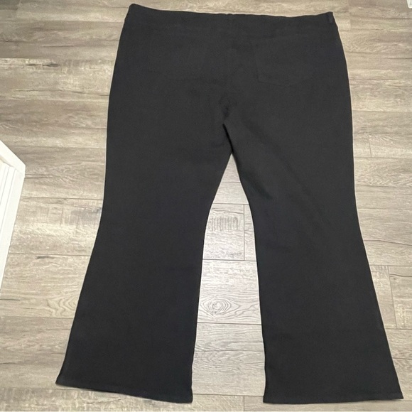 Universal Standard Sava Flare Jeans Plus Size 34 Black High Rise Full Length NEW - Picture 8 of 11